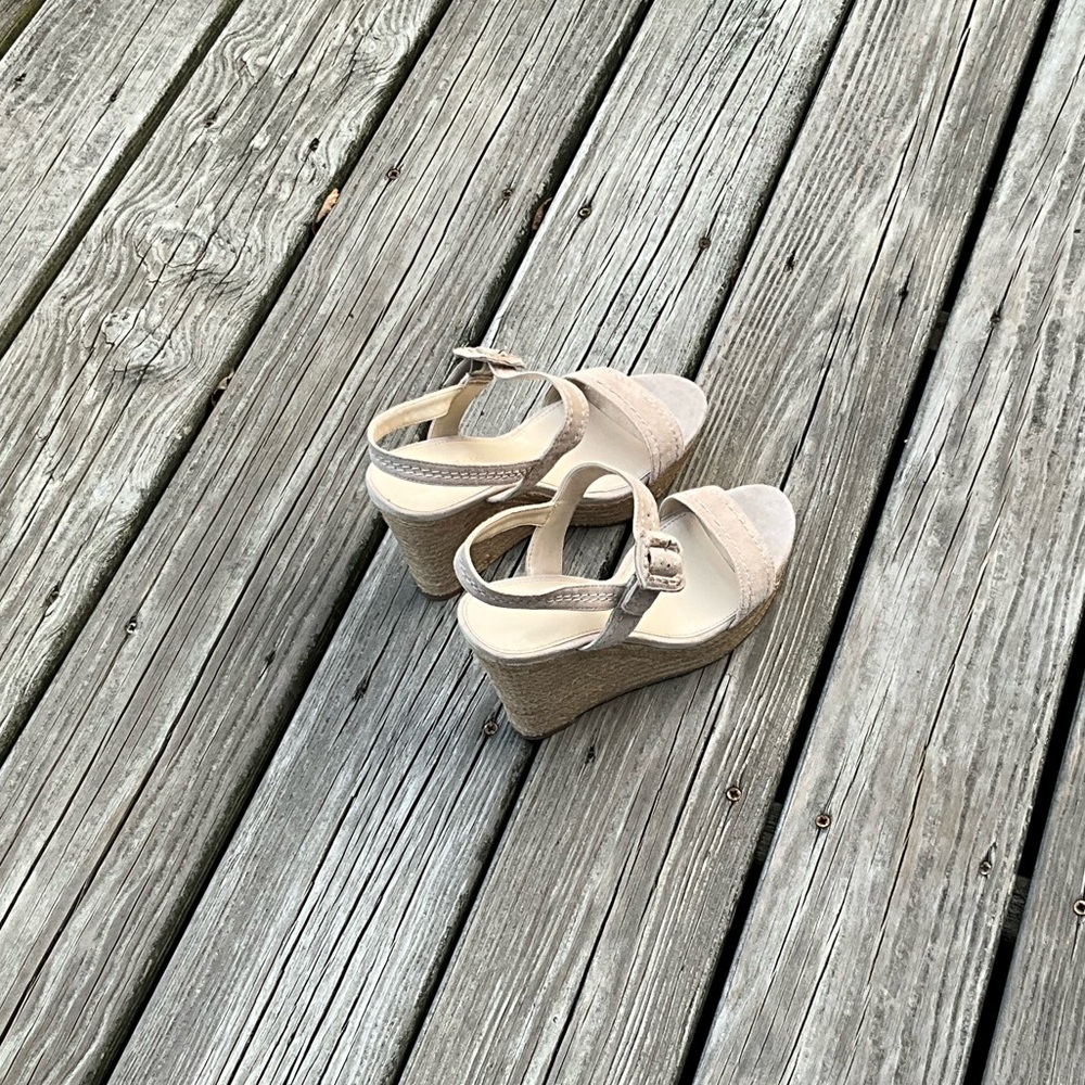 Marc Fisher Hipiee2 platform wedge espadrilles in light natural suede - Picture 10 of 13